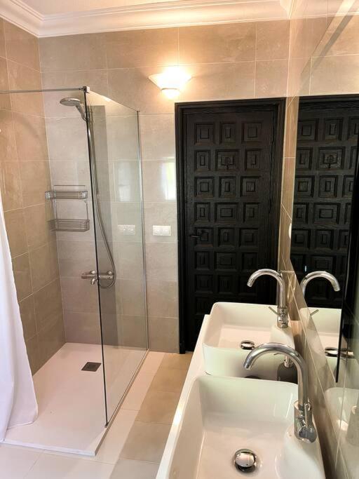Villa Santa Cristina Cerca Del Mar Marbella Eksteriør billede
